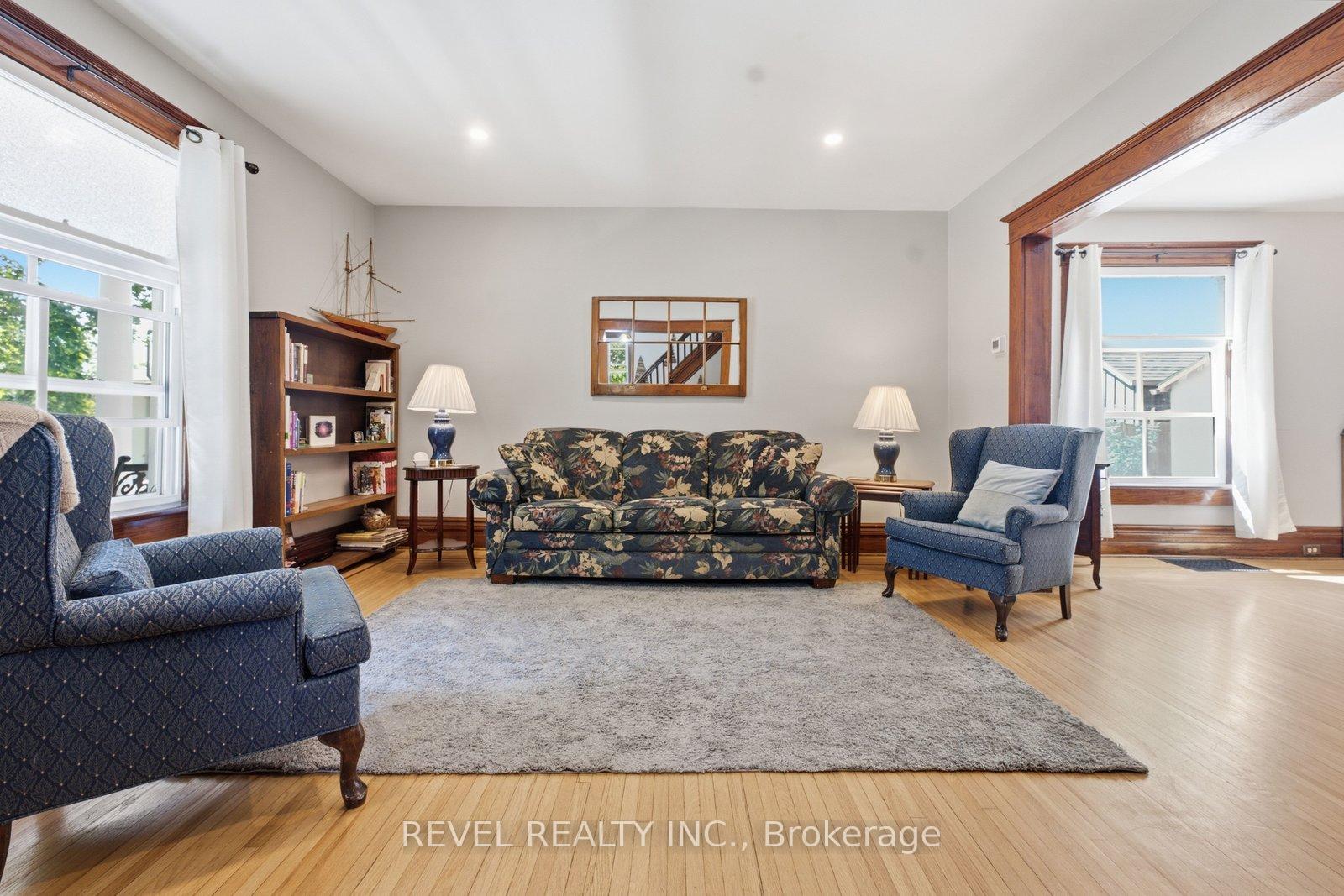 Photo 11 of 73 Grand River Street S, Brant, Paris — HOMEH