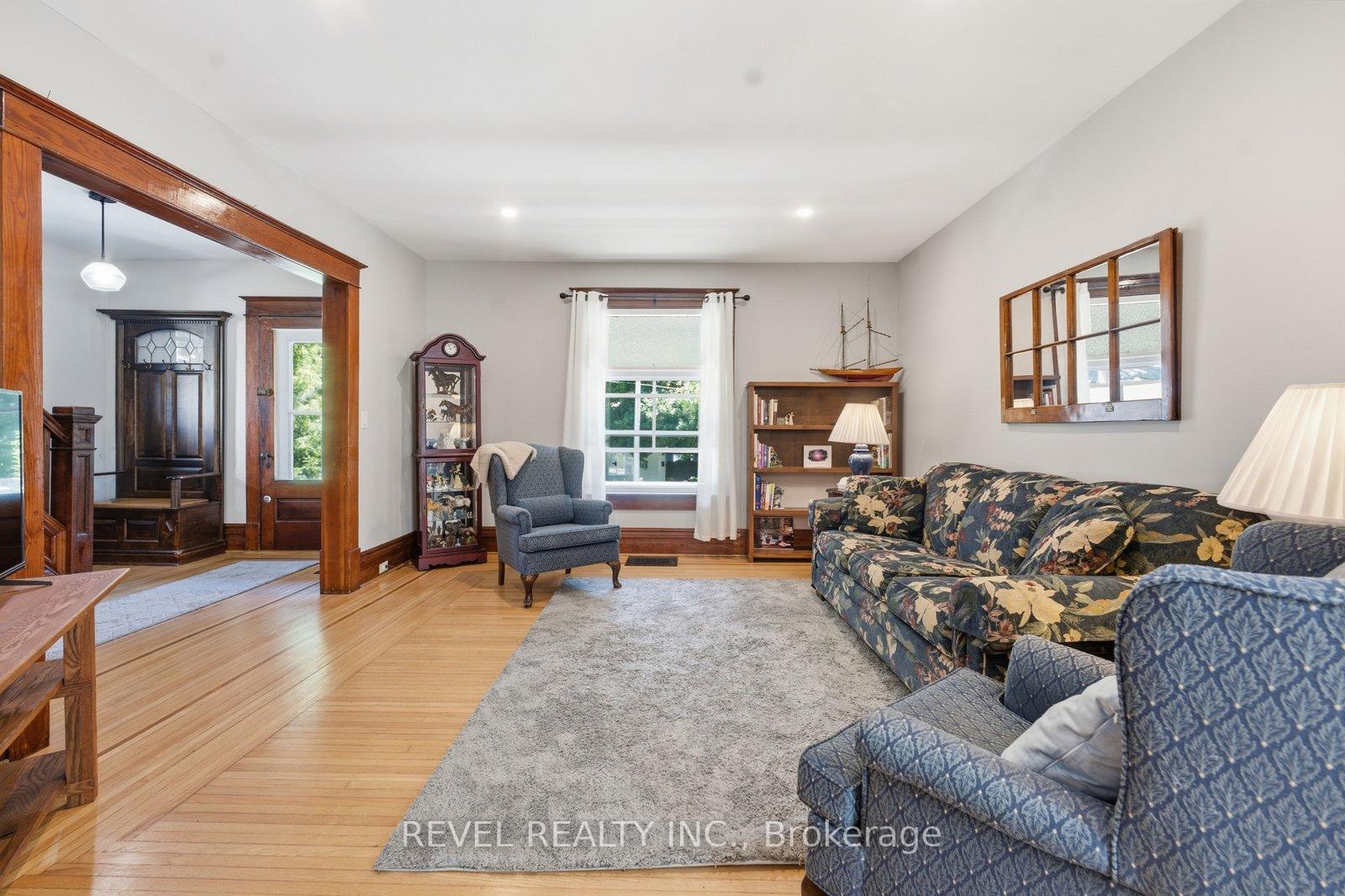 Photo 12 of 73 Grand River Street S, Brant, Paris — HOMEH