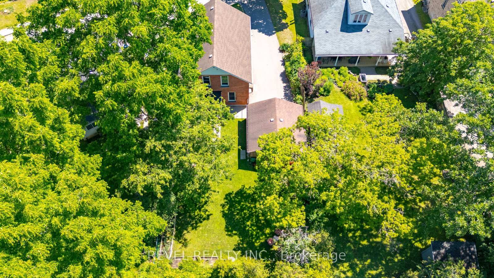 Photo 33 of 73 Grand River Street S, Brant, Paris — HOMEH