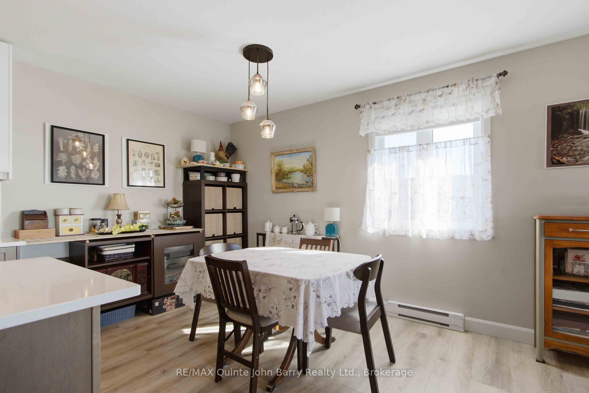 Photo 7 of 302-20 Hillside Meadow Drive, Quinte West, Murray Ward — HOMEH