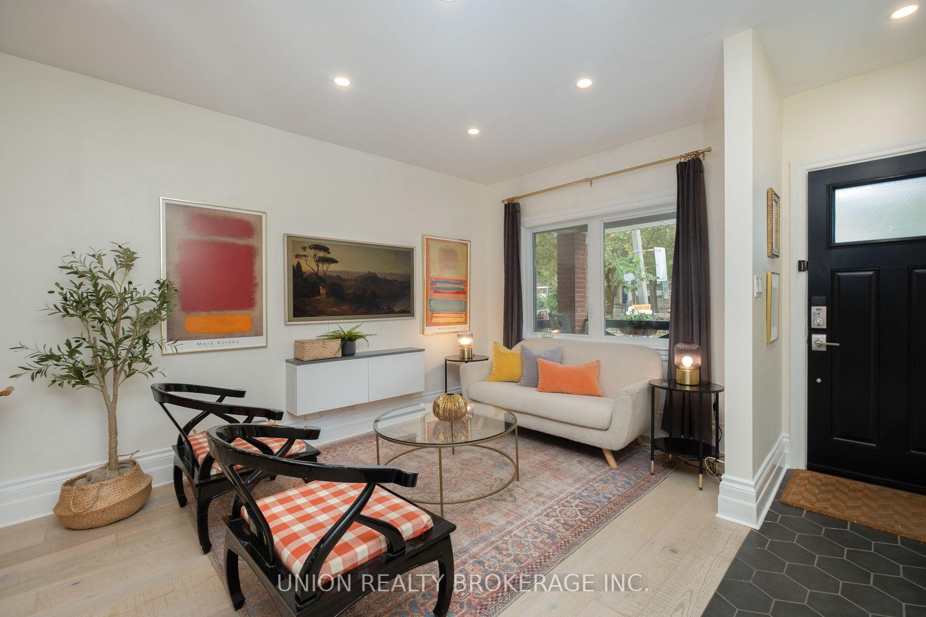 Photo 4 of 41 Turnberry Avenue, Toronto, Weston-Pellam Park — HOMEH