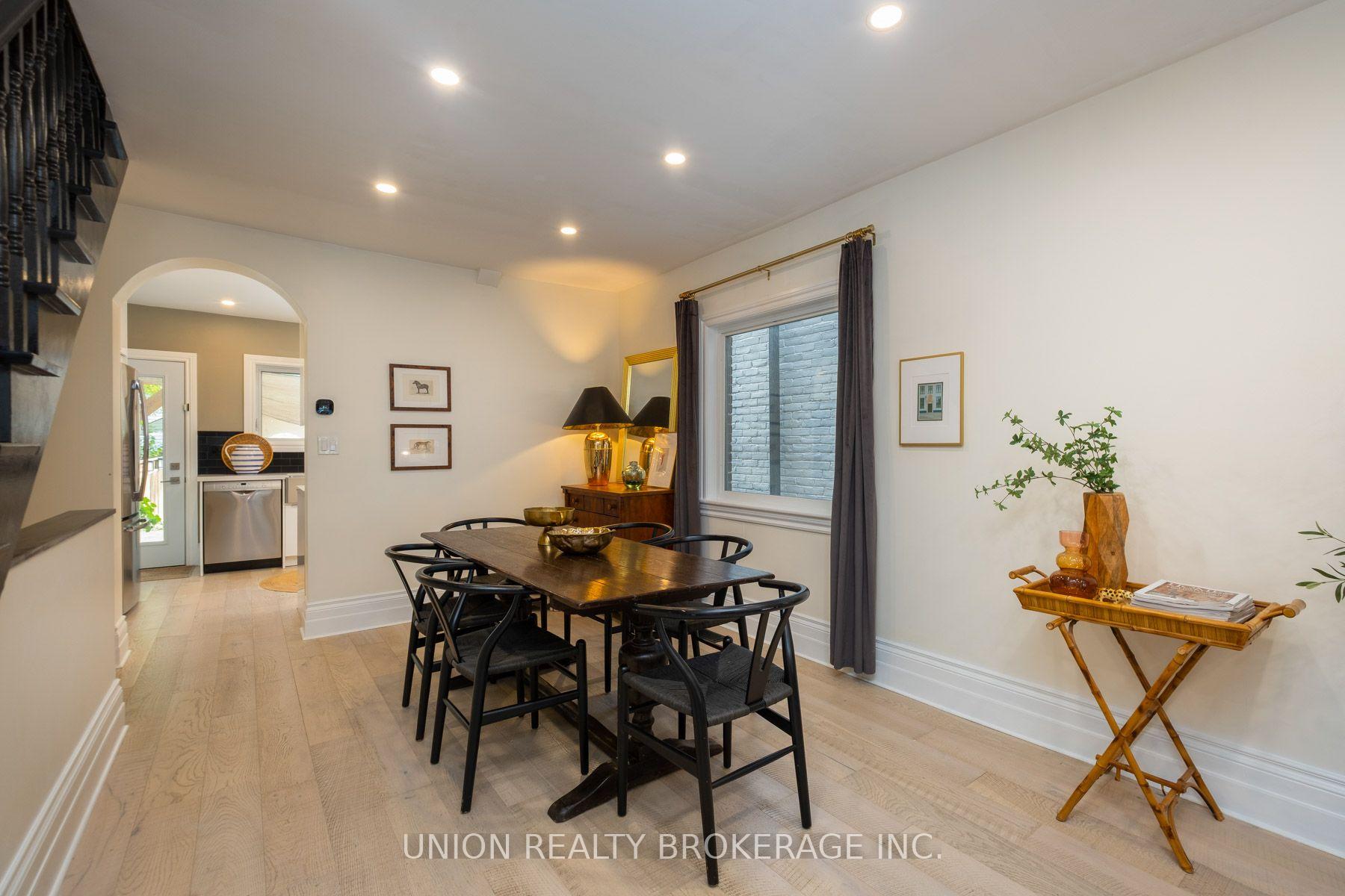 Photo 6 of 41 Turnberry Avenue, Toronto, Weston-Pellam Park — HOMEH