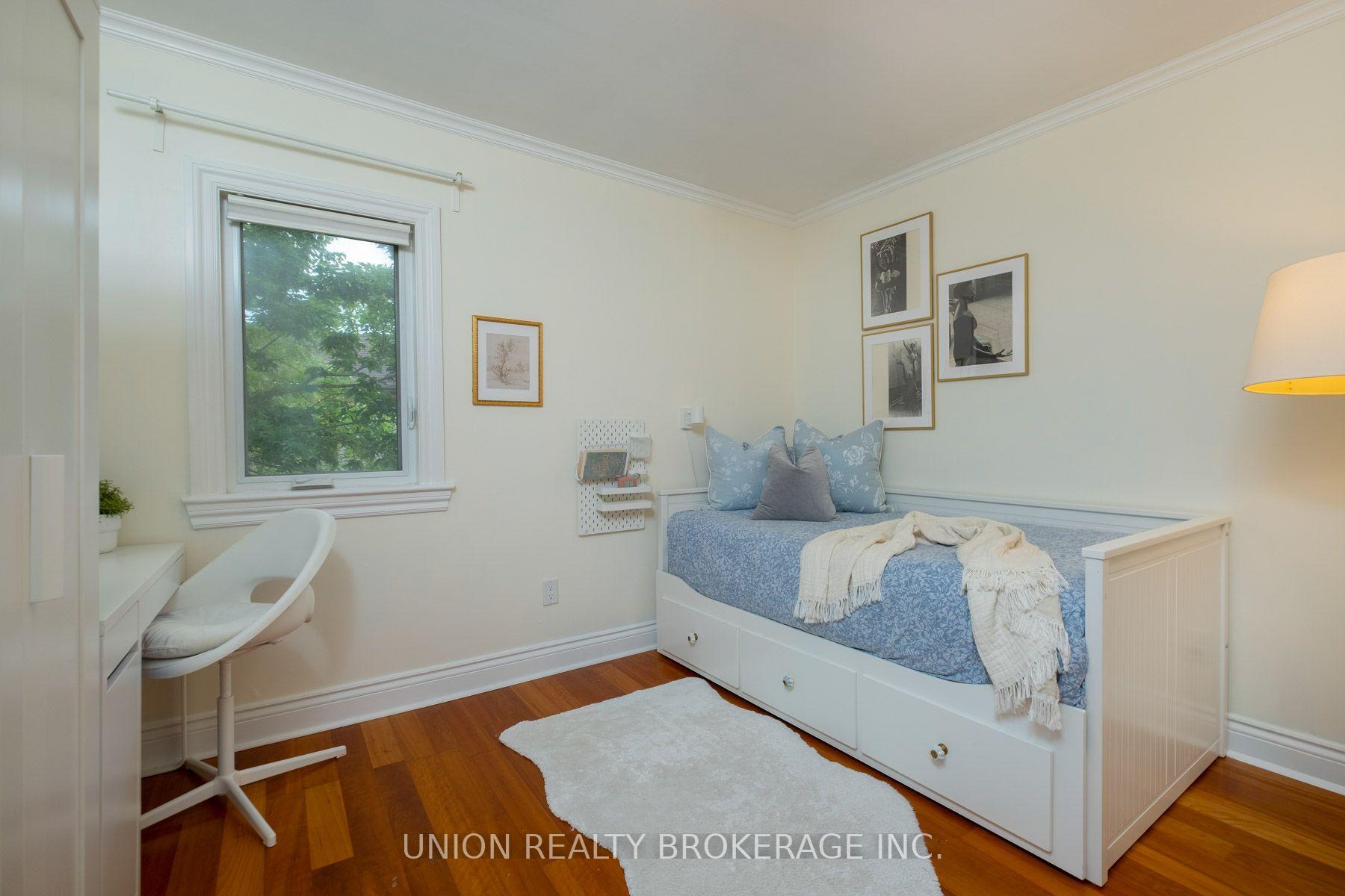 Photo 14 of 41 Turnberry Avenue, Toronto, Weston-Pellam Park — HOMEH