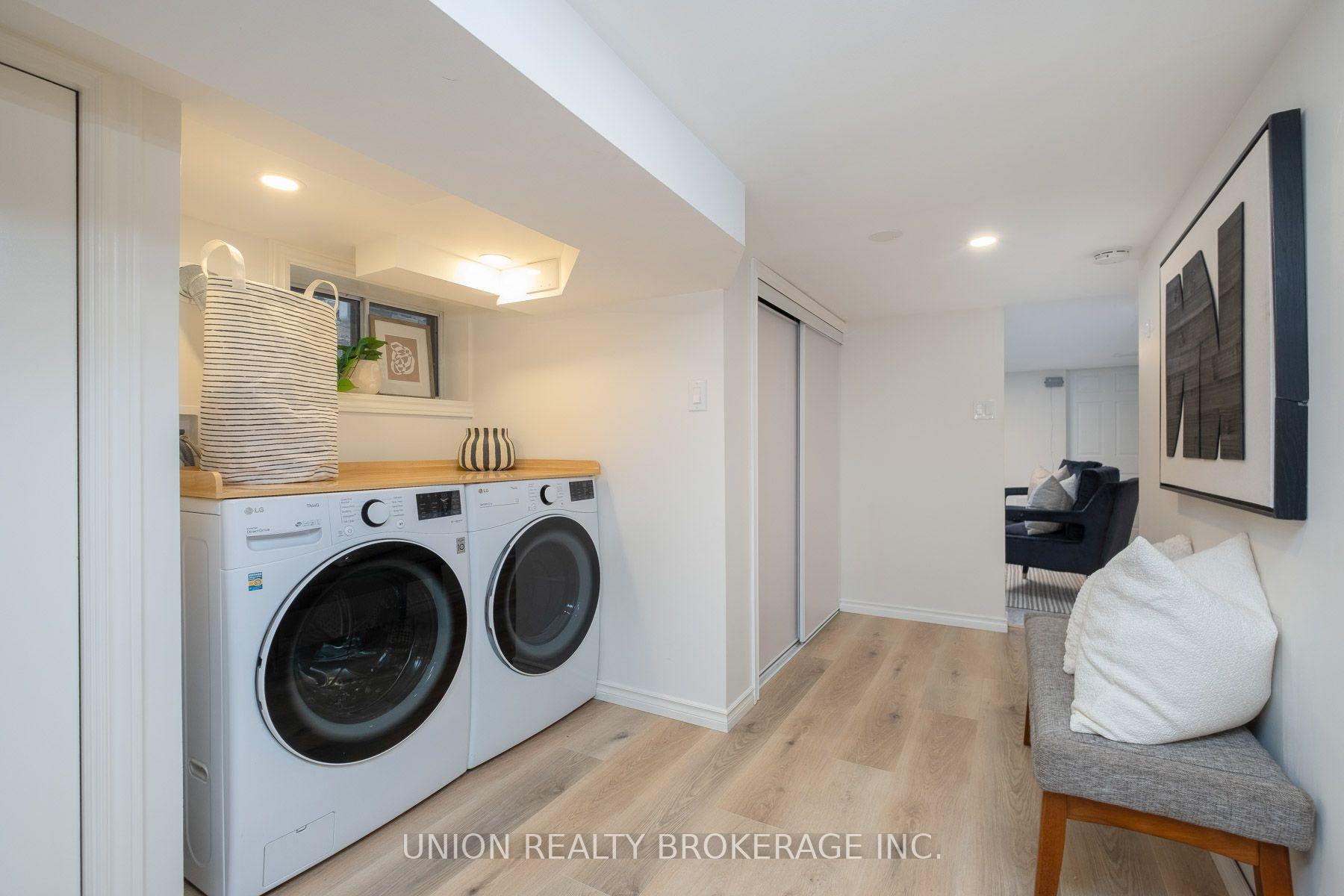 Photo 20 of 41 Turnberry Avenue, Toronto, Weston-Pellam Park — HOMEH