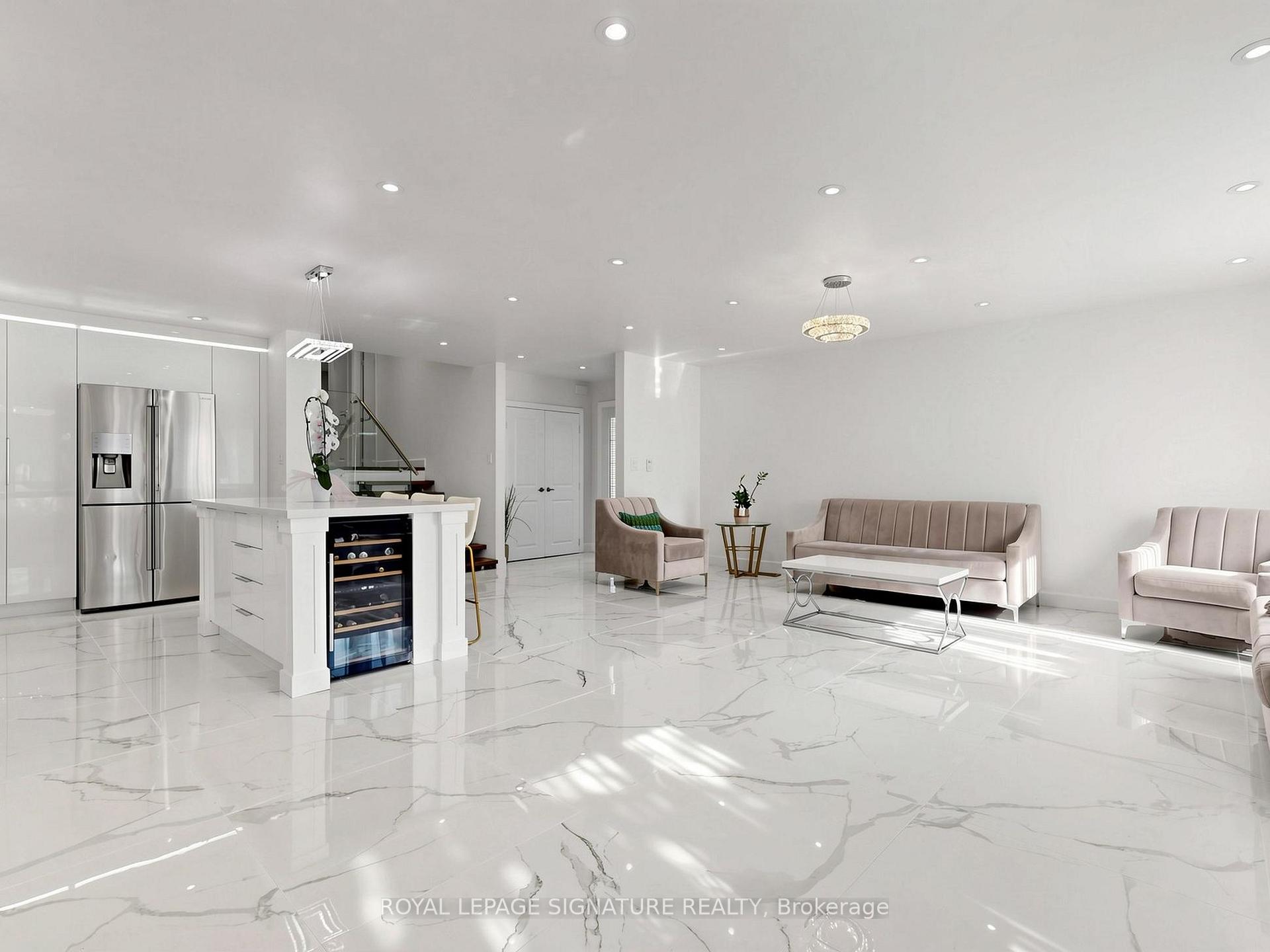 Photo 6 of 31 Tollerton Avenue, North York, Bayview Woods-Steeles — HOMEH