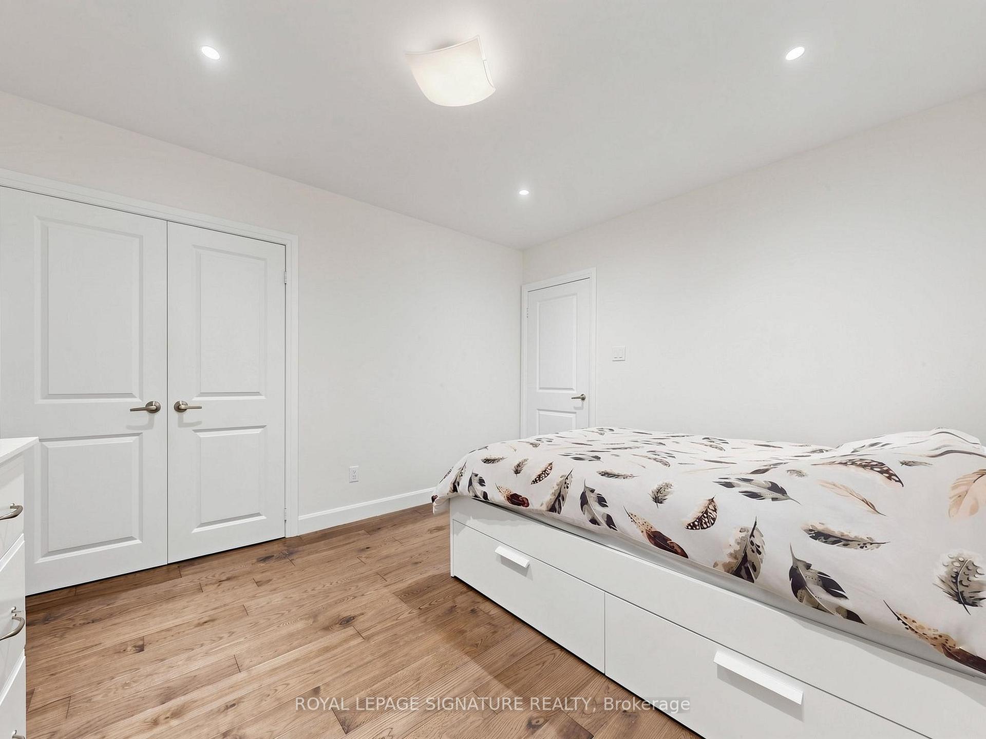 Photo 19 of 31 Tollerton Avenue, North York, Bayview Woods-Steeles — HOMEH