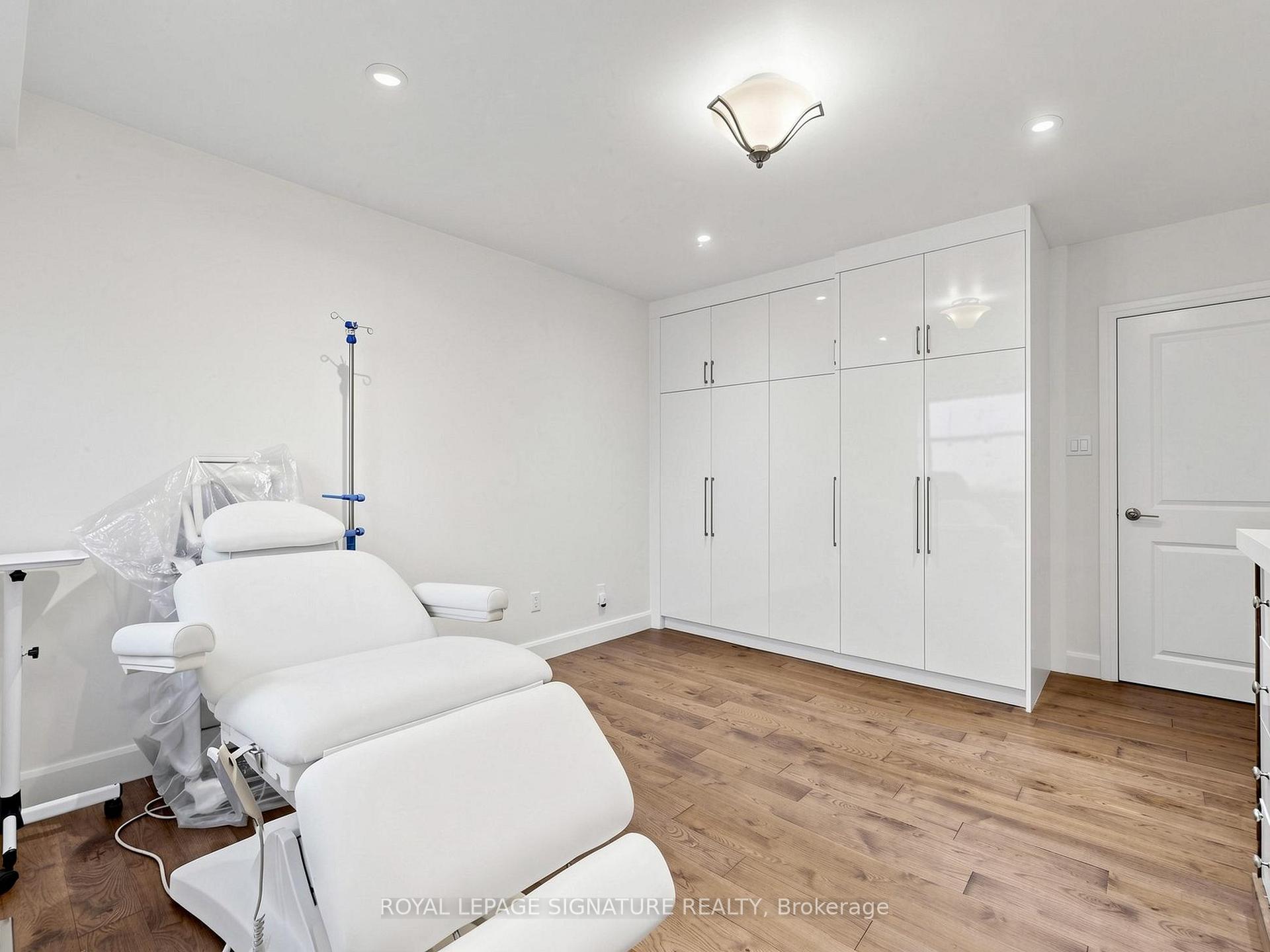 Photo 30 of 31 Tollerton Avenue, North York, Bayview Woods-Steeles — HOMEH