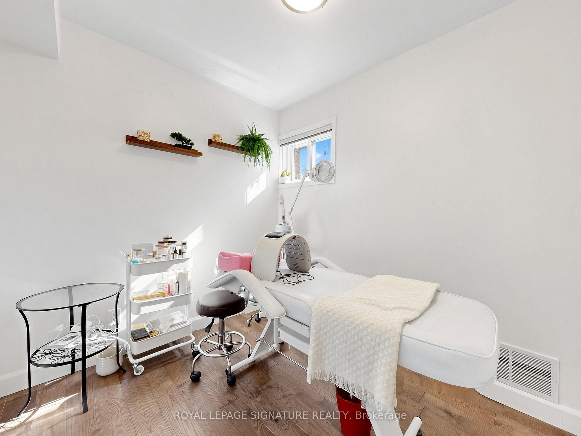 Photo 31 of 31 Tollerton Avenue, North York, Bayview Woods-Steeles — HOMEH