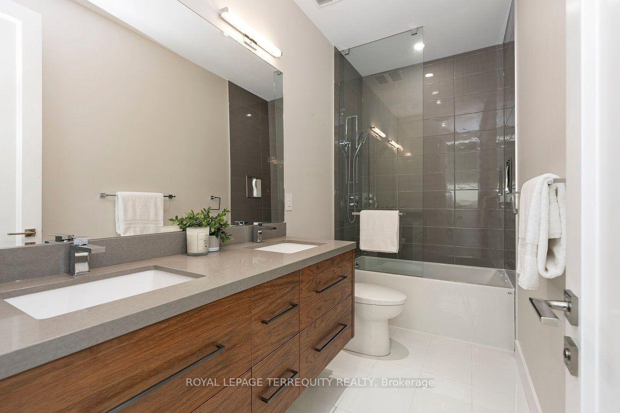 Photo 25 of 30B Thorndale Avenue, Etobicoke, Kingsway South — HOMEH