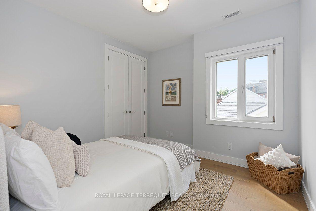 Photo 28 of 30B Thorndale Avenue, Etobicoke, Kingsway South — HOMEH