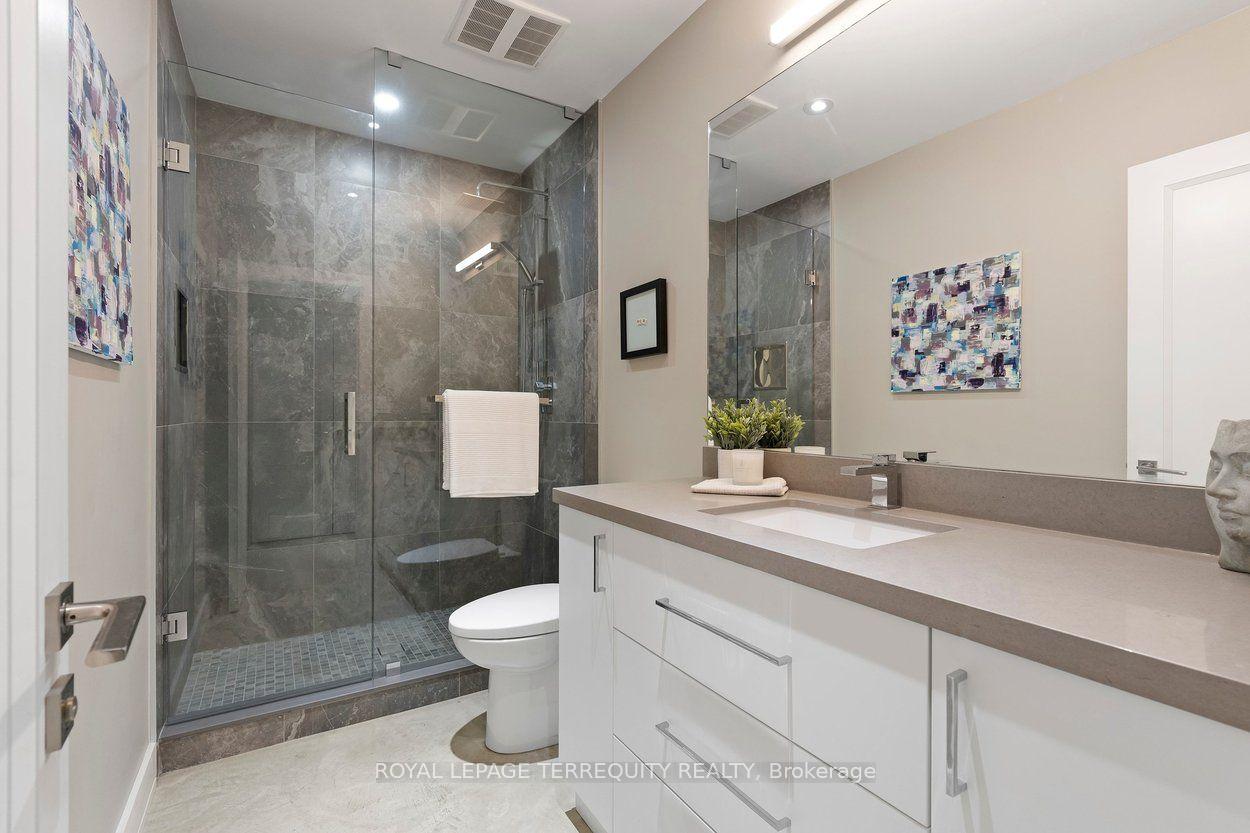 Photo 37 of 30B Thorndale Avenue, Etobicoke, Kingsway South — HOMEH