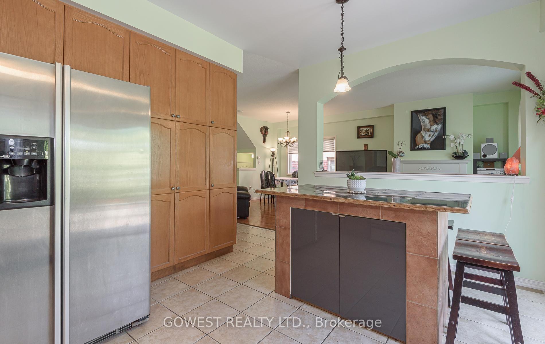Photo 6 of 3045 Ferguson Drive, Burlington, Alton — HOMEH
