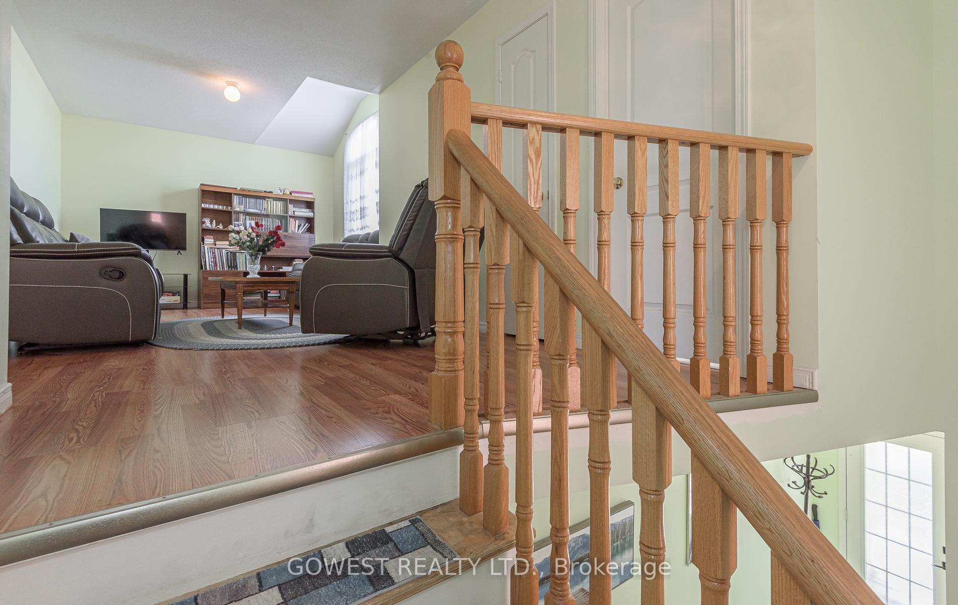 Photo 16 of 3045 Ferguson Drive, Burlington, Alton — HOMEH
