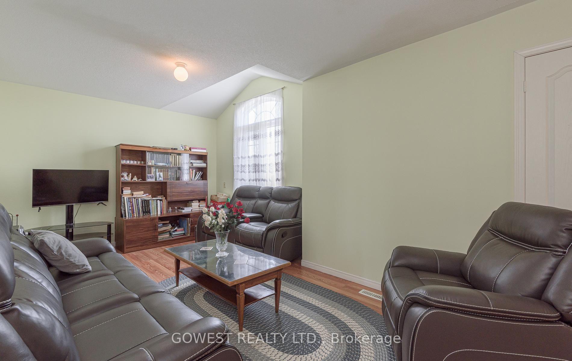 Photo 19 of 3045 Ferguson Drive, Burlington, Alton — HOMEH
