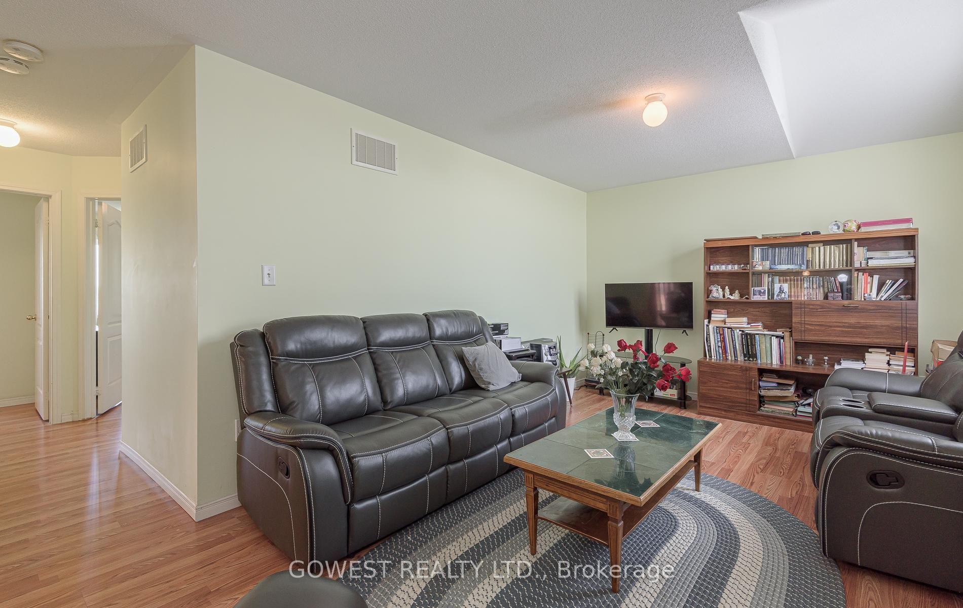 Photo 20 of 3045 Ferguson Drive, Burlington, Alton — HOMEH