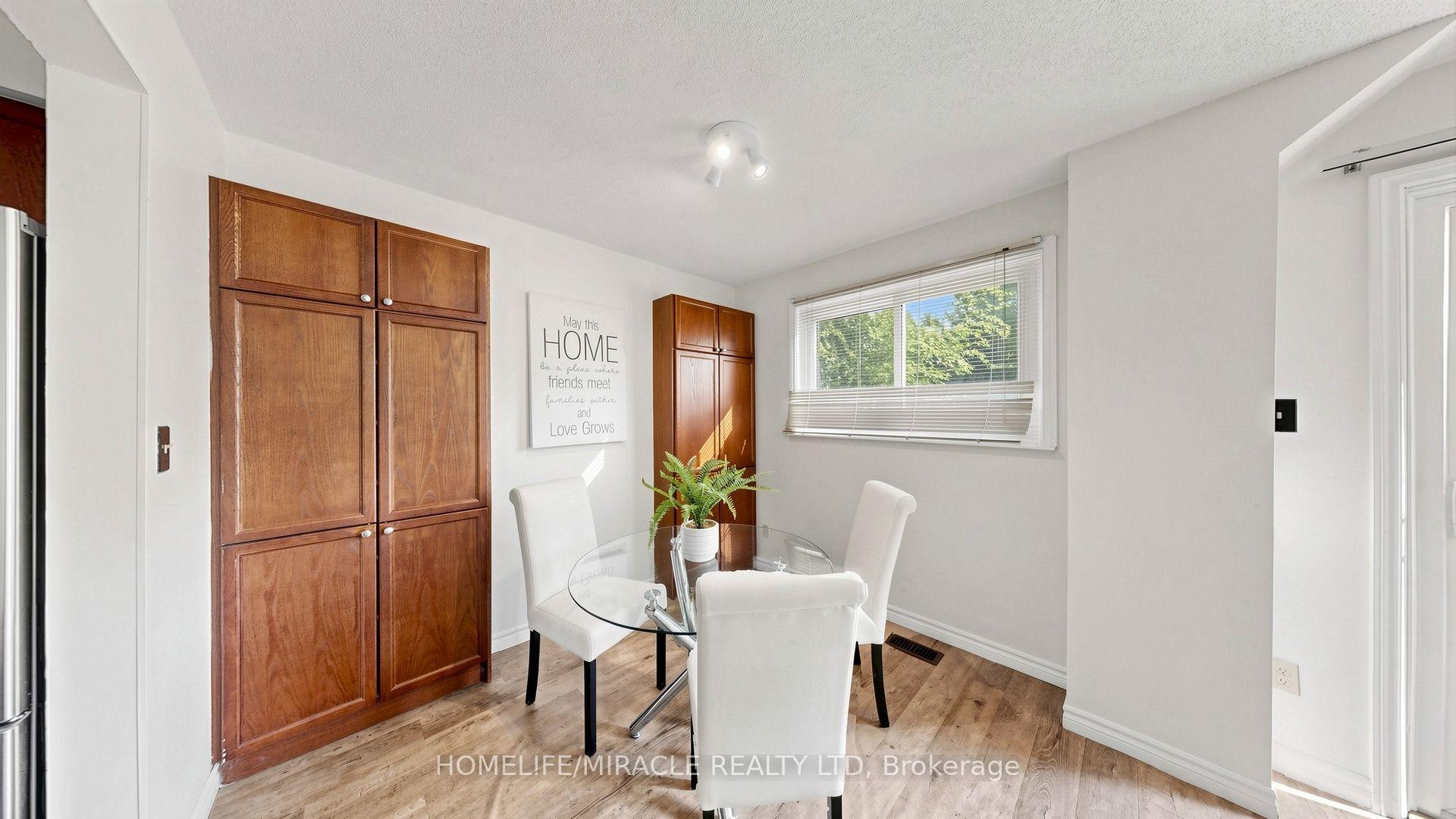 Photo 16 of Unit B, 304 Bluevale Street, Waterloo, Lincoln Heights — HOMEH