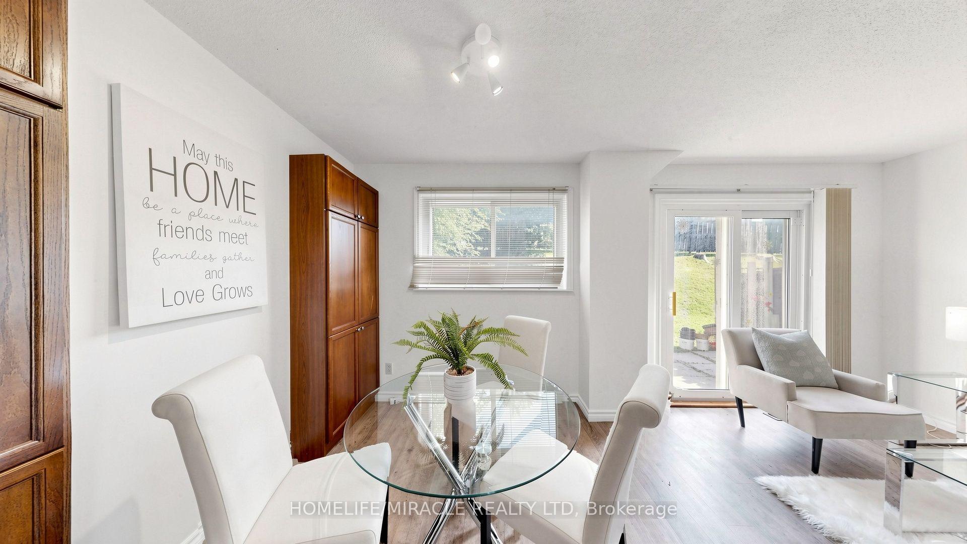Photo 17 of Unit B, 304 Bluevale Street, Waterloo, Lincoln Heights — HOMEH