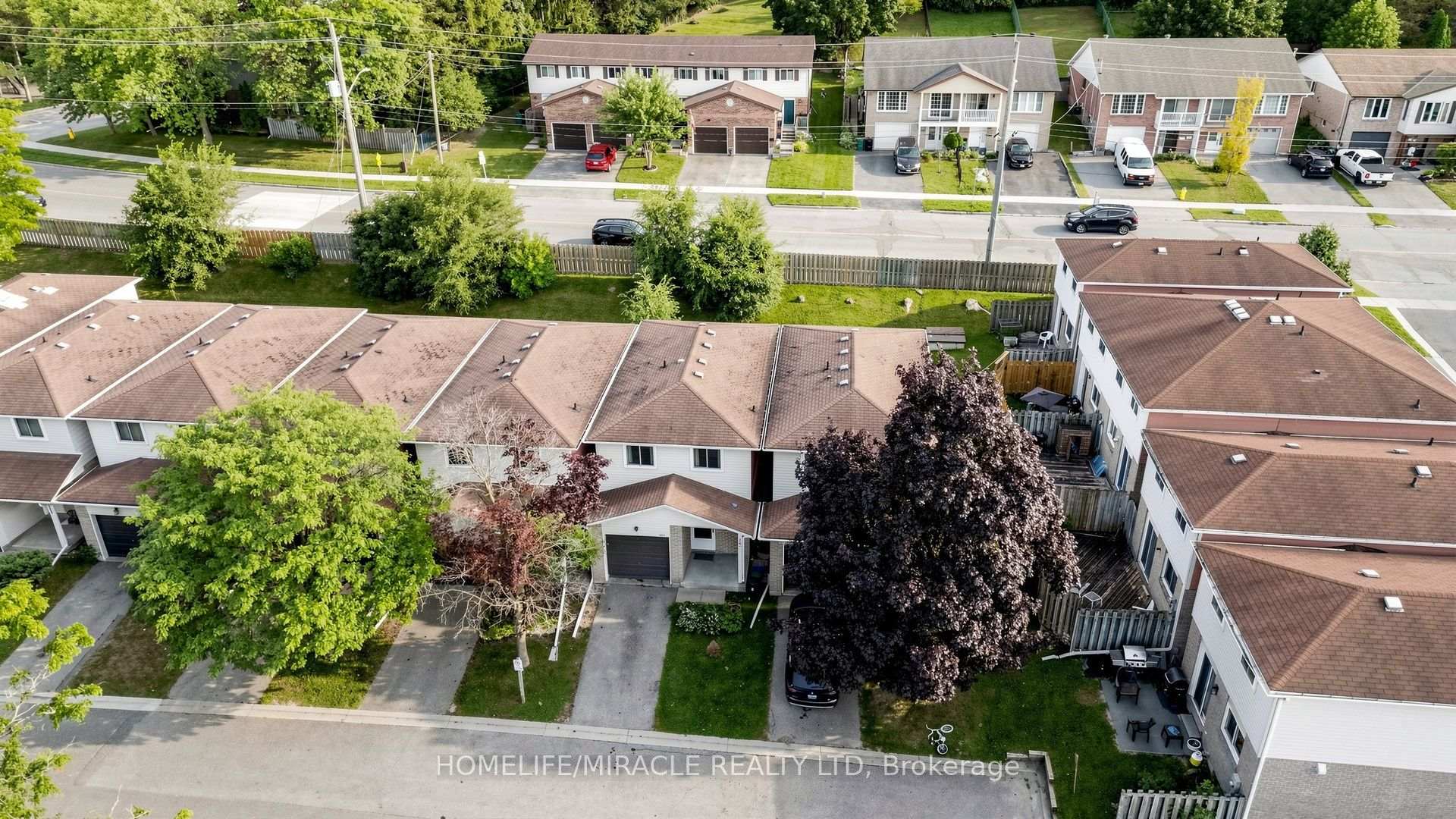 Photo 42 of Unit B, 304 Bluevale Street, Waterloo, Lincoln Heights — HOMEH