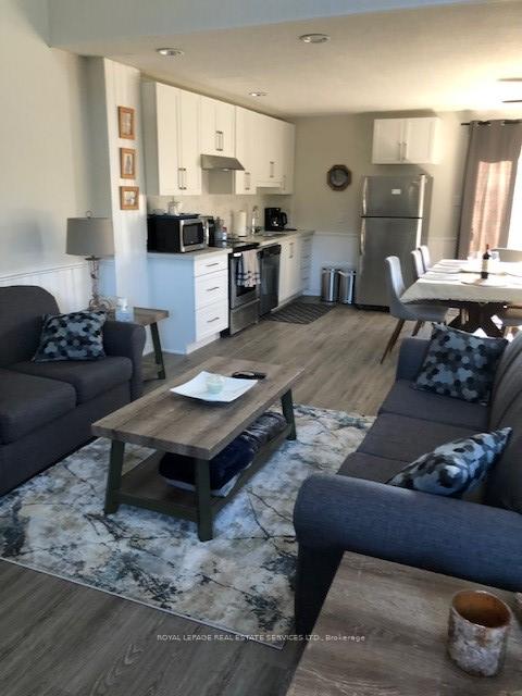 Photo 5 of Unit 6, 466 Oxbow Crescent, Collingwood — HOMEH
