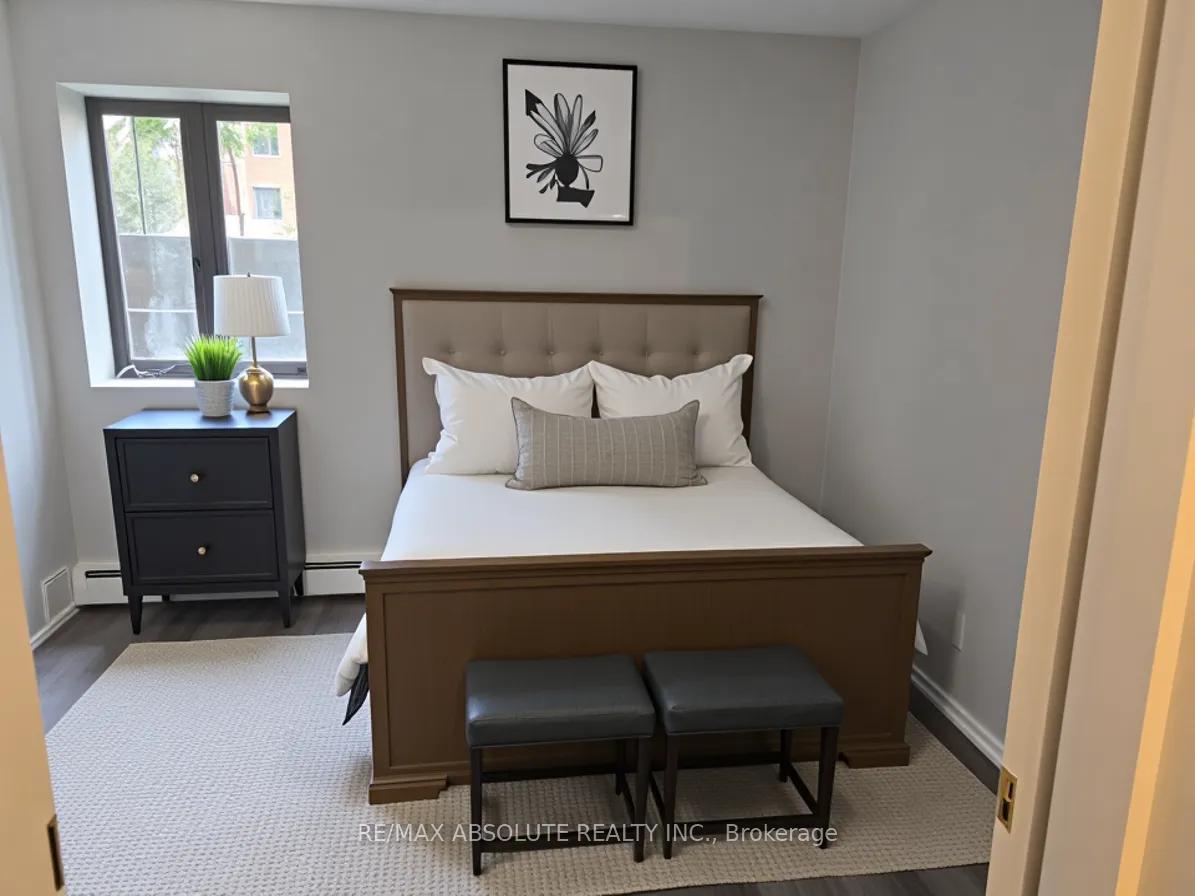 Photo 10 of 10 Crispin Private, Ottawa, Manor Park — HOMEH