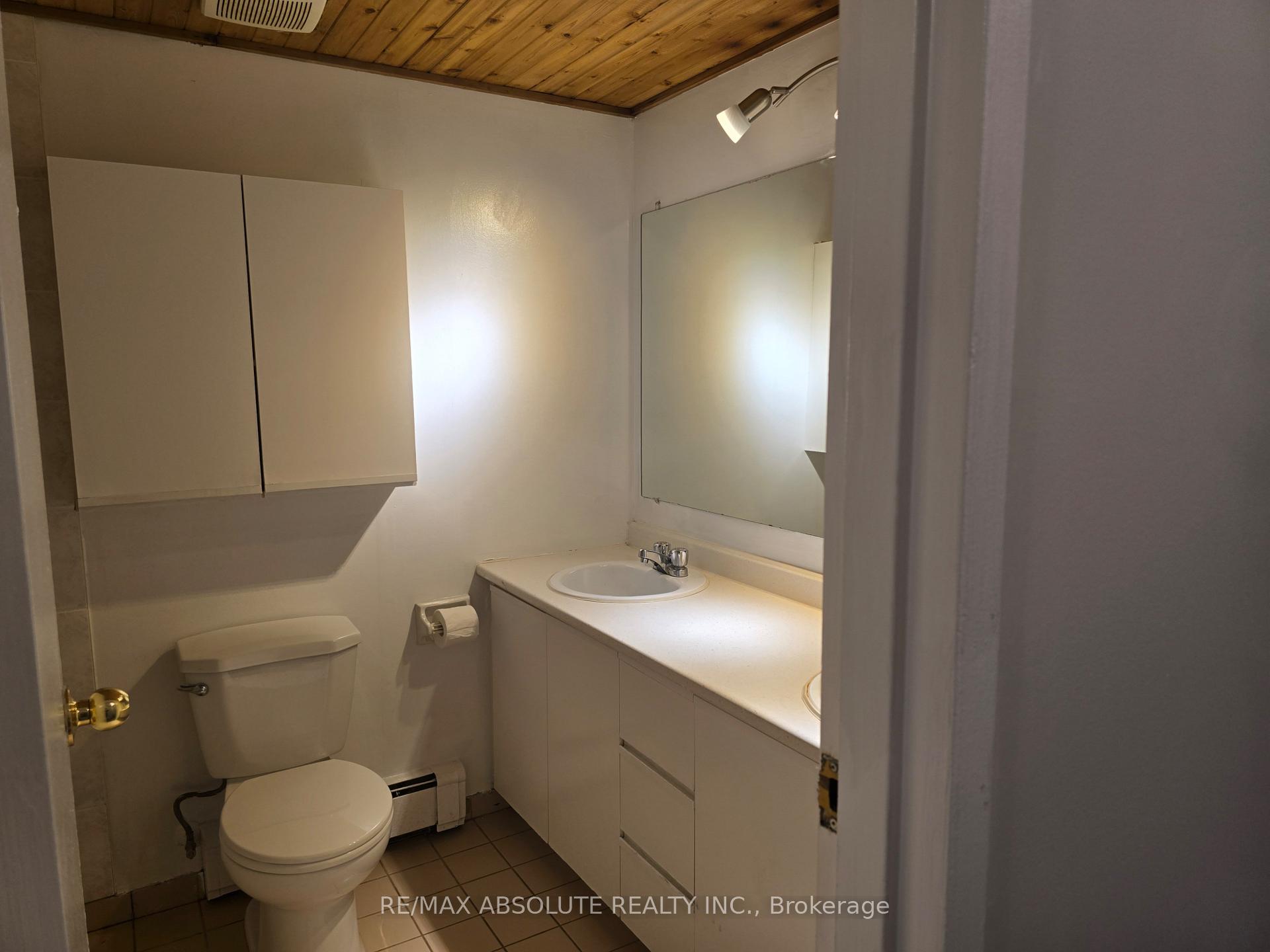 Photo 11 of 10 Crispin Private, Ottawa, Manor Park — HOMEH