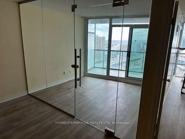 Photo 13 of Unit 3212, 30 Grand Trunk Crescent, Toronto, Waterfront Communities — HOMEH