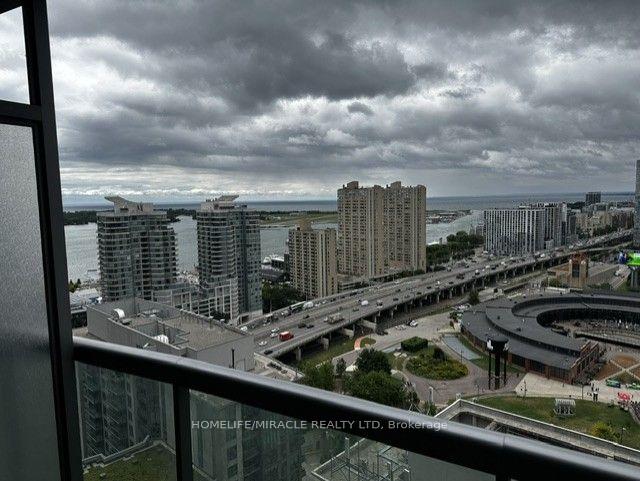 Photo 15 of Unit 3212, 30 Grand Trunk Crescent, Toronto, Waterfront Communities — HOMEH