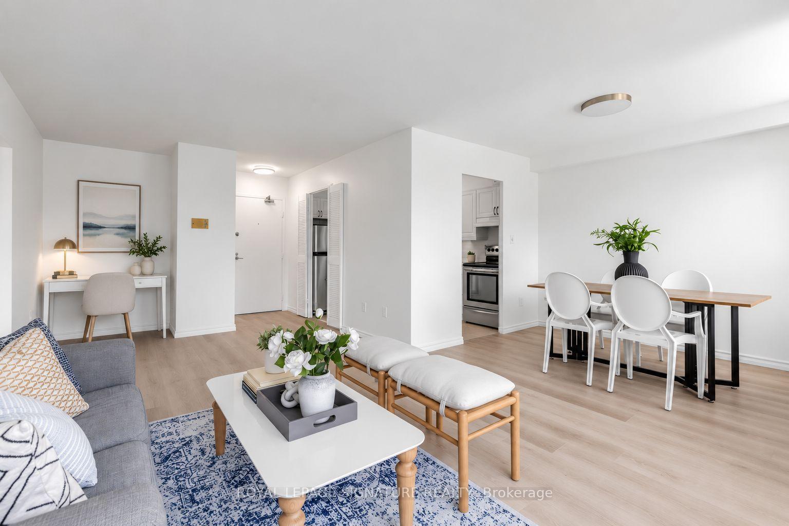 Photo 4 of Unit 510, 5 Shady Golf Way, Toronto, Flemingdon Park — HOMEH