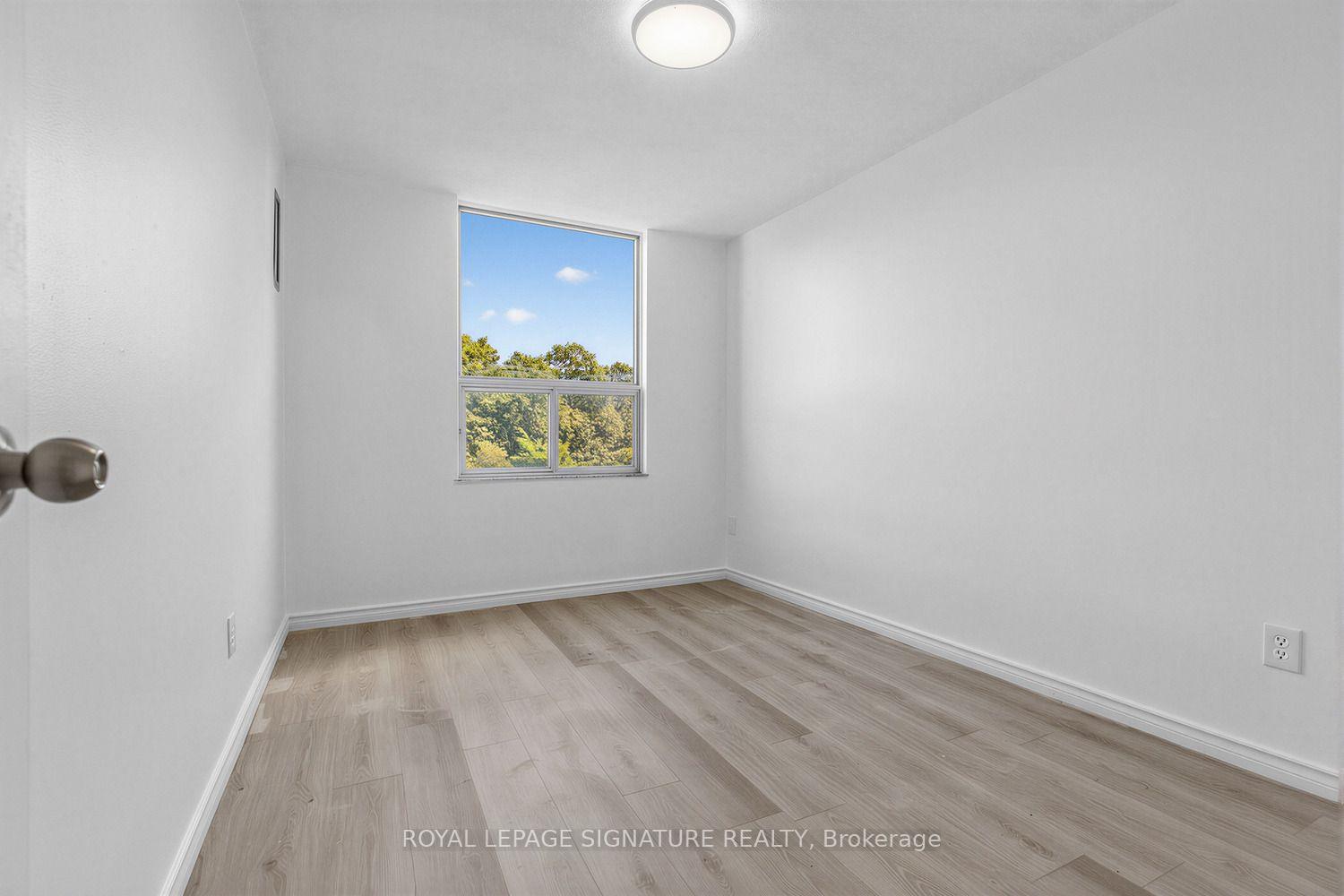 Photo 19 of Unit 510, 5 Shady Golf Way, Toronto, Flemingdon Park — HOMEH