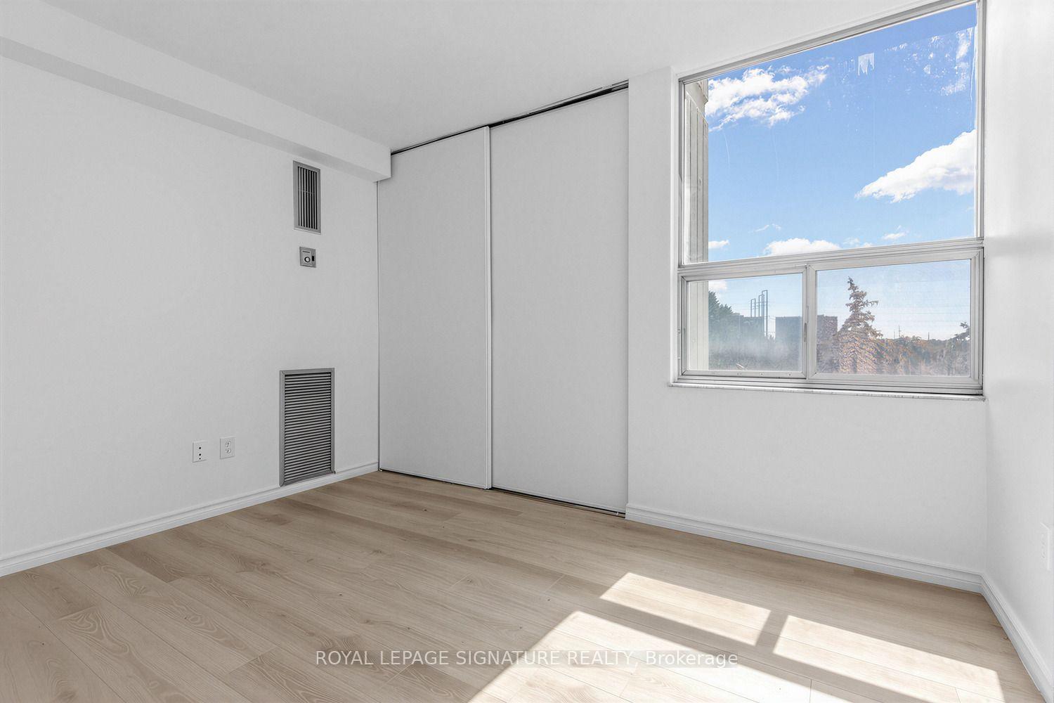 Photo 22 of Unit 510, 5 Shady Golf Way, Toronto, Flemingdon Park — HOMEH