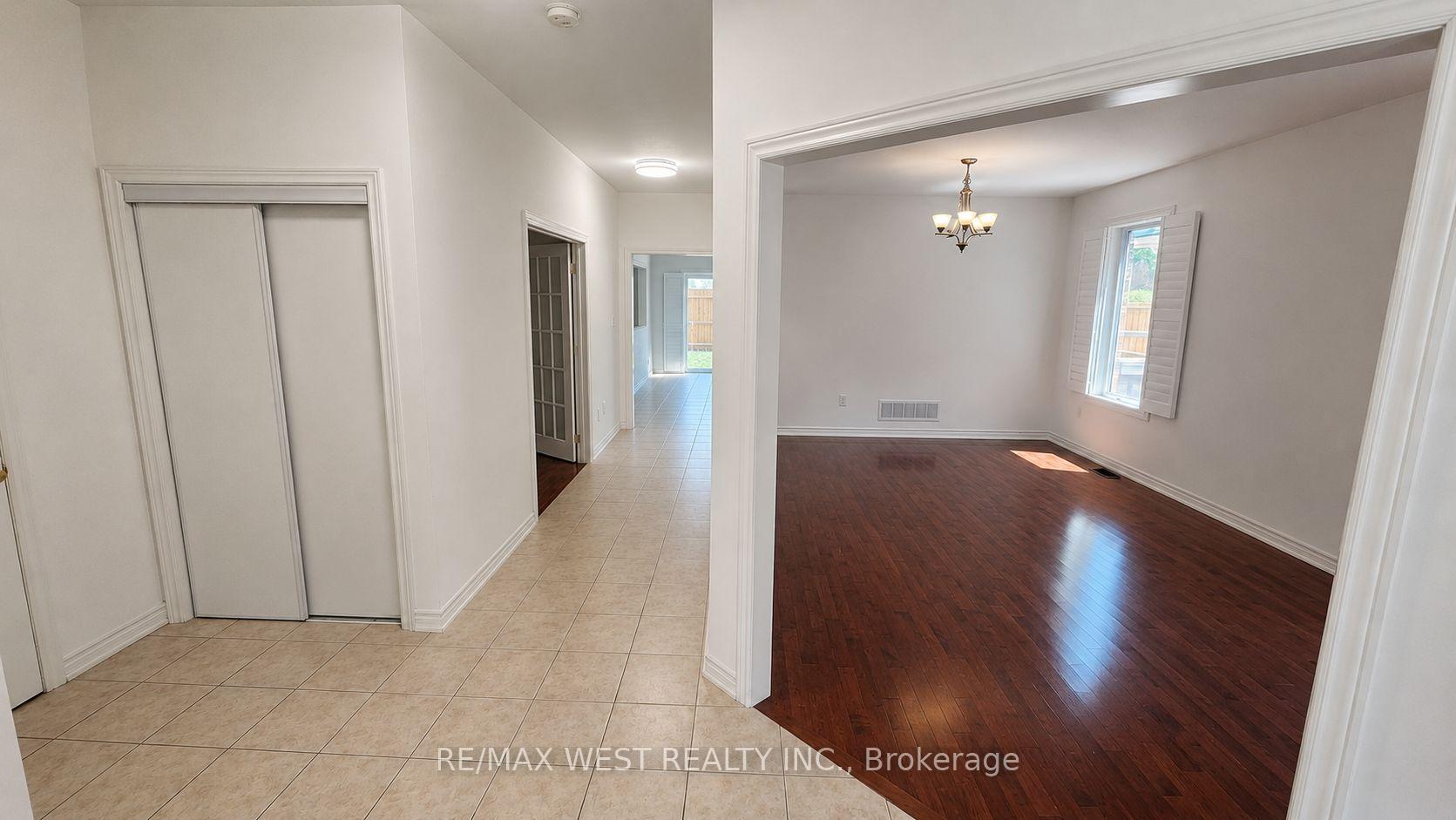 Photo 14 of 73 Eakin Mill Road, Markham, Wismer — HOMEH