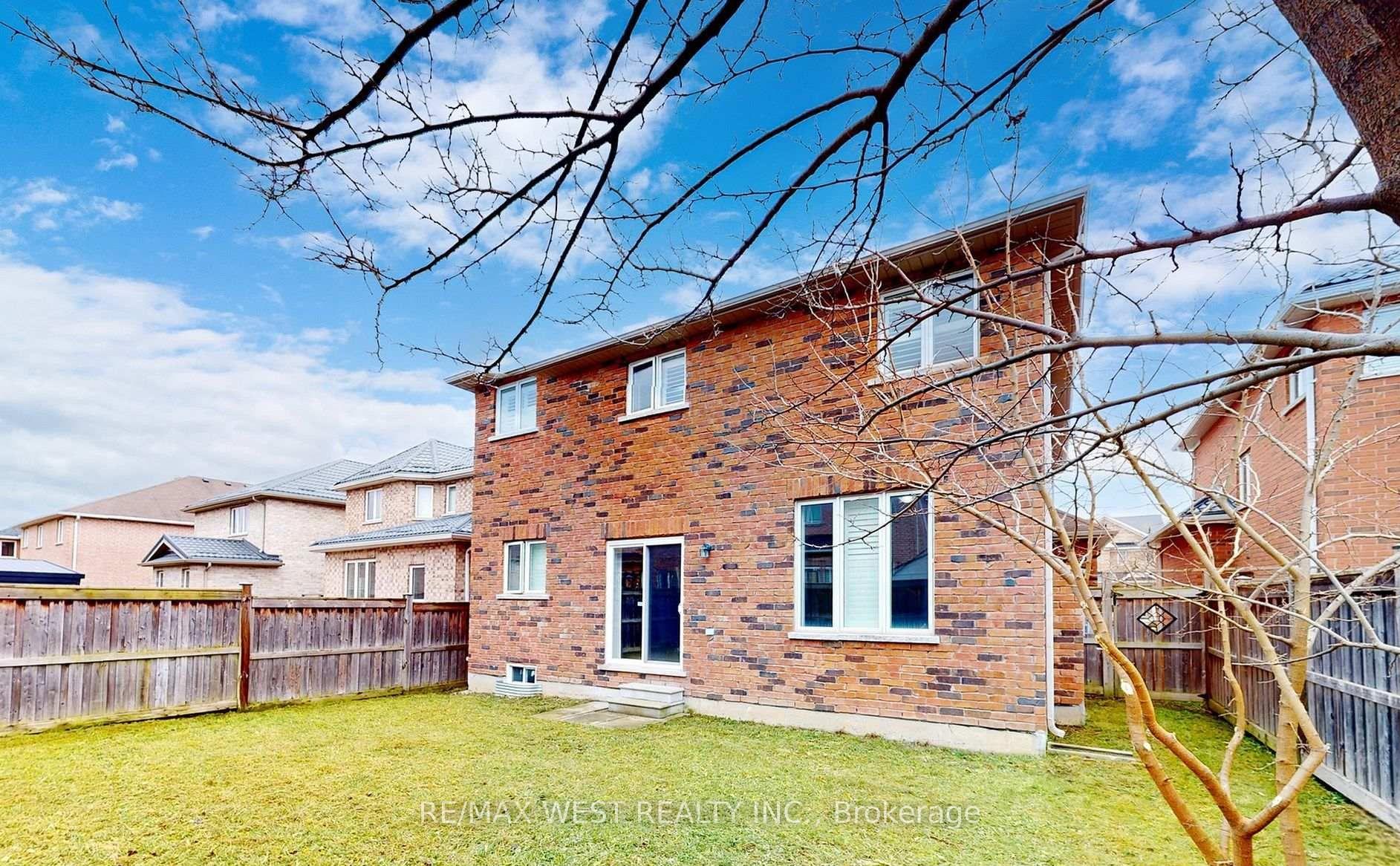 Photo 29 of 73 Eakin Mill Road, Markham, Wismer — HOMEH