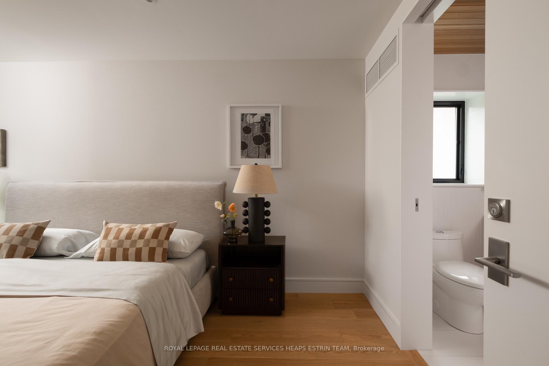 Photo 21 of 42 Clarendon Avenue, Toronto, Casa Loma — HOMEH