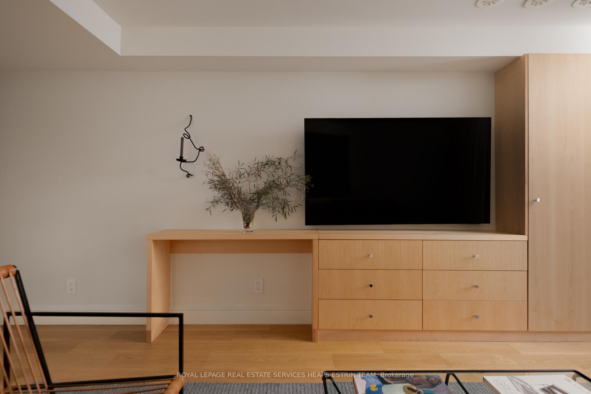 Photo 30 of 42 Clarendon Avenue, Toronto, Casa Loma — HOMEH