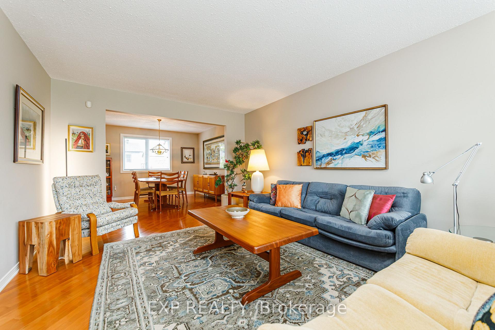 Photo 10 of 1166 Bordeau Grove, Ottawa, Convent Glen — HOMEH