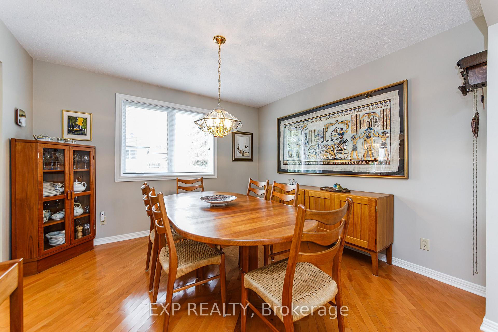 Photo 12 of 1166 Bordeau Grove, Ottawa, Convent Glen — HOMEH