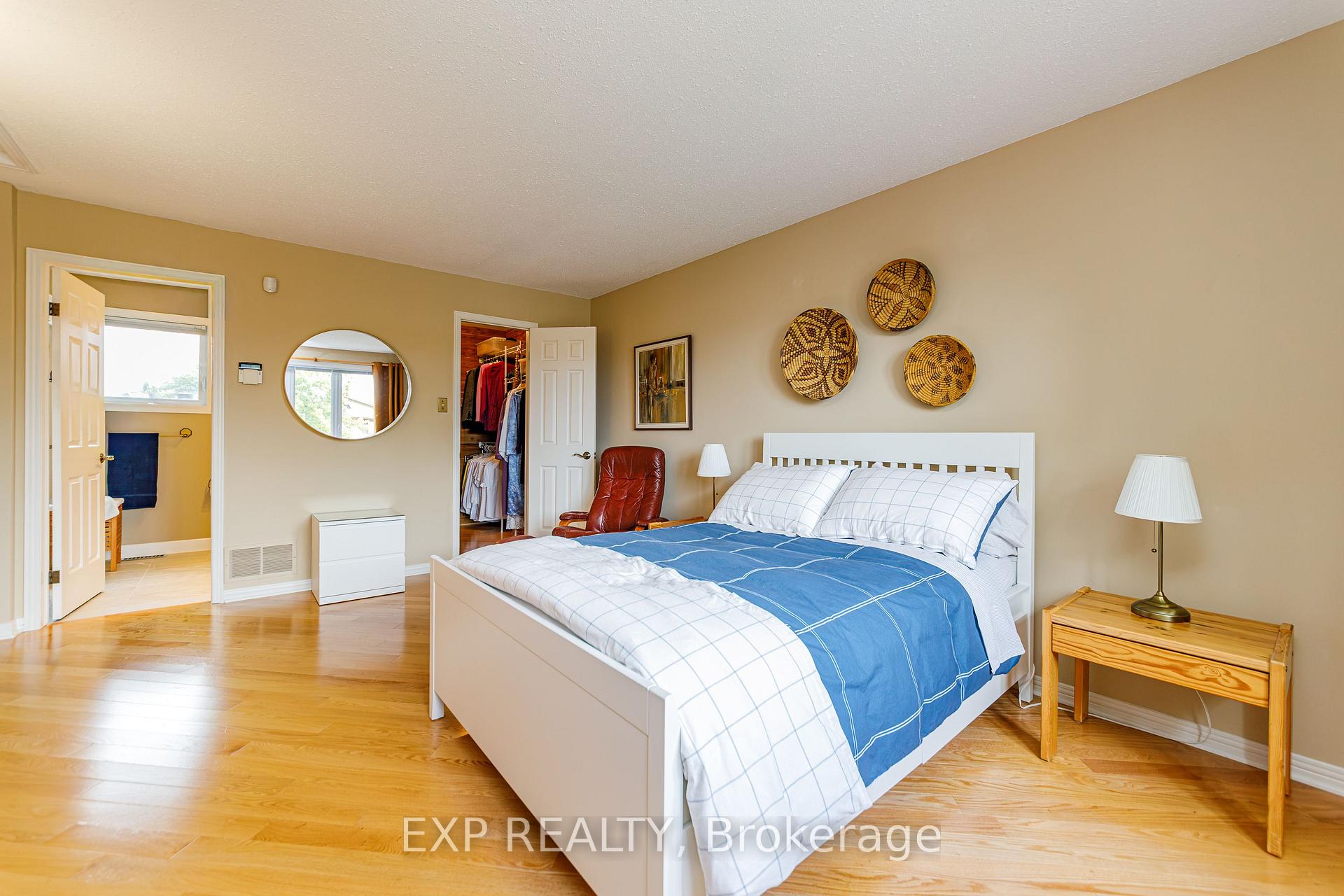 Photo 23 of 1166 Bordeau Grove, Ottawa, Convent Glen — HOMEH