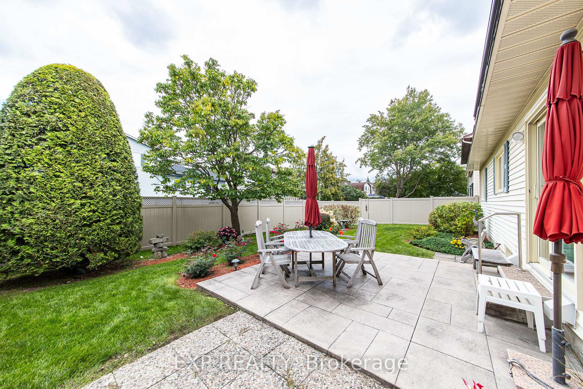Photo 38 of 1166 Bordeau Grove, Ottawa, Convent Glen — HOMEH