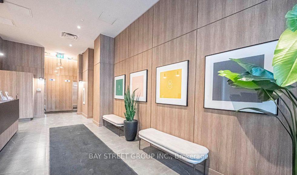 Photo 3 of Unit 407, 81 Wellesley Street E, Toronto, Church-Yonge Corridor — HOMEH