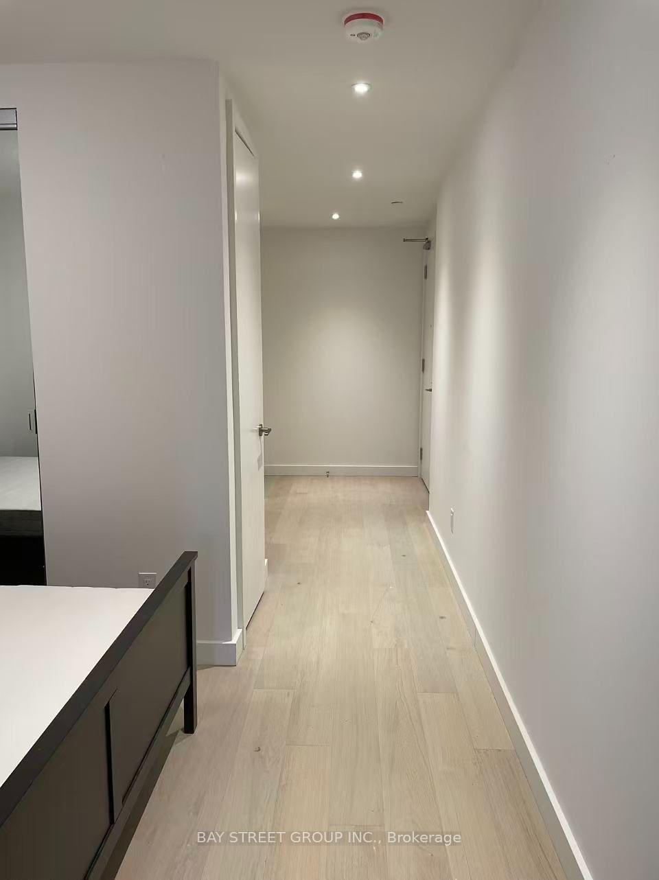 Photo 8 of Unit 407, 81 Wellesley Street E, Toronto, Church-Yonge Corridor — HOMEH