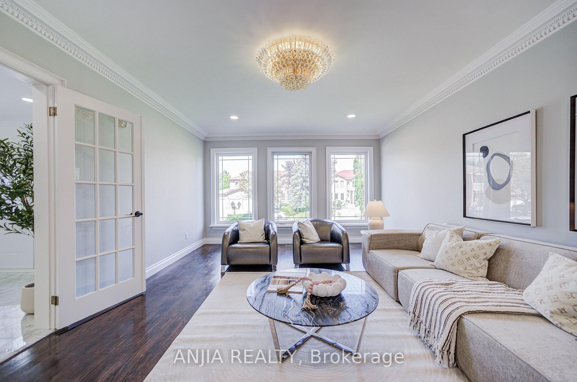 Photo 6 of 63 Beckenridge Drive, Markham, Milliken Mills East — HOMEH