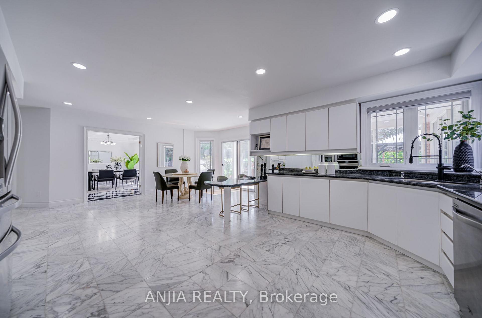 Photo 15 of 63 Beckenridge Drive, Markham, Milliken Mills East — HOMEH