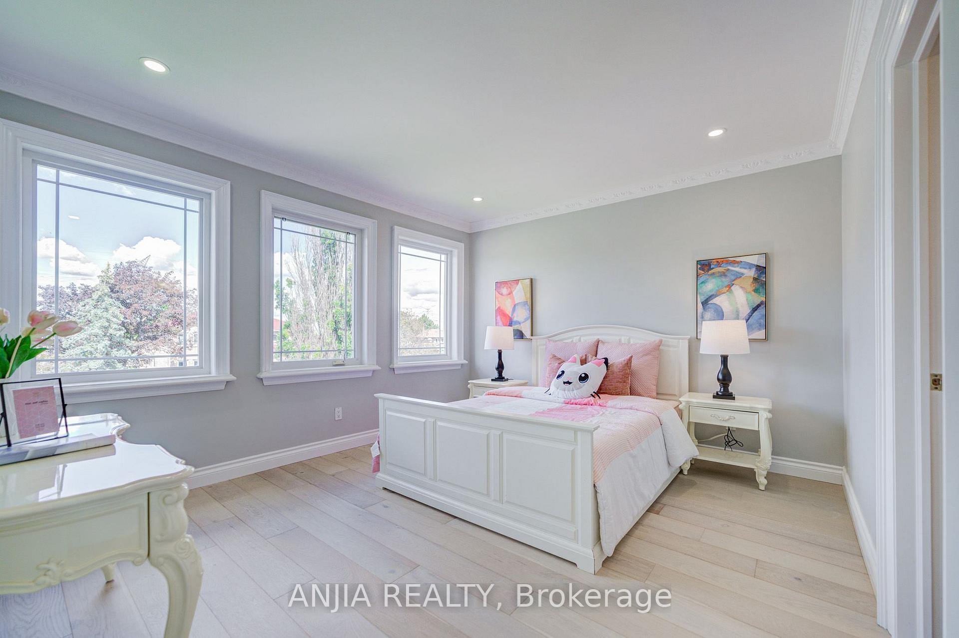 Photo 22 of 63 Beckenridge Drive, Markham, Milliken Mills East — HOMEH