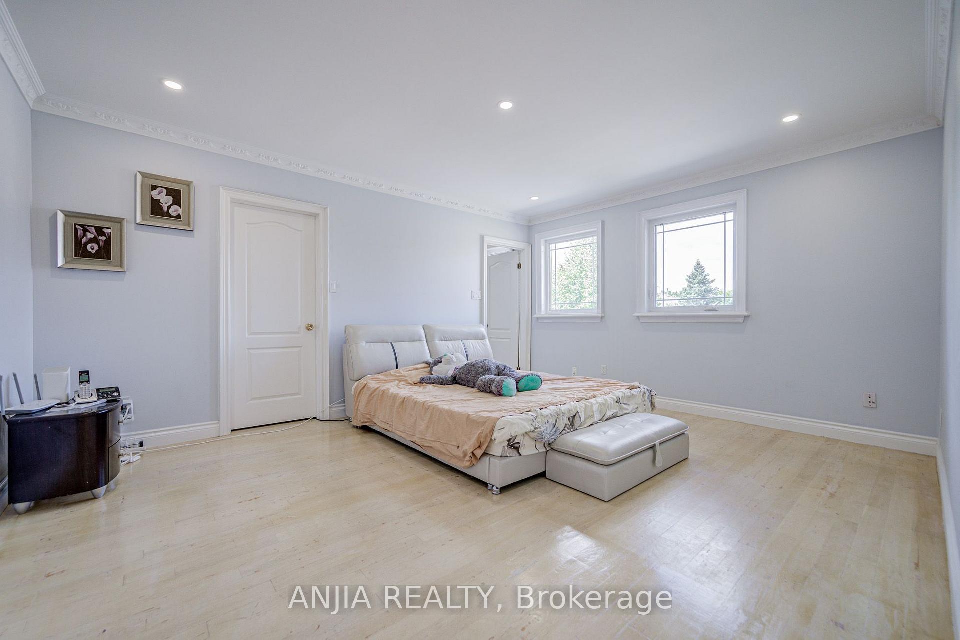 Photo 36 of 63 Beckenridge Drive, Markham, Milliken Mills East — HOMEH