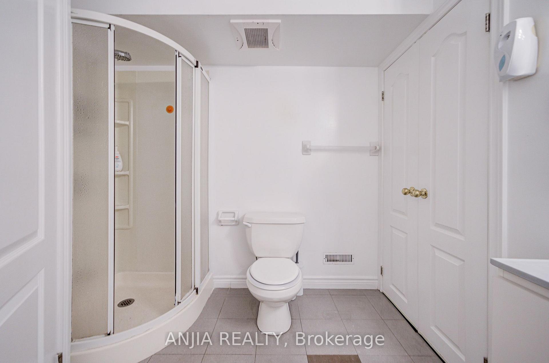 Photo 45 of 63 Beckenridge Drive, Markham, Milliken Mills East — HOMEH