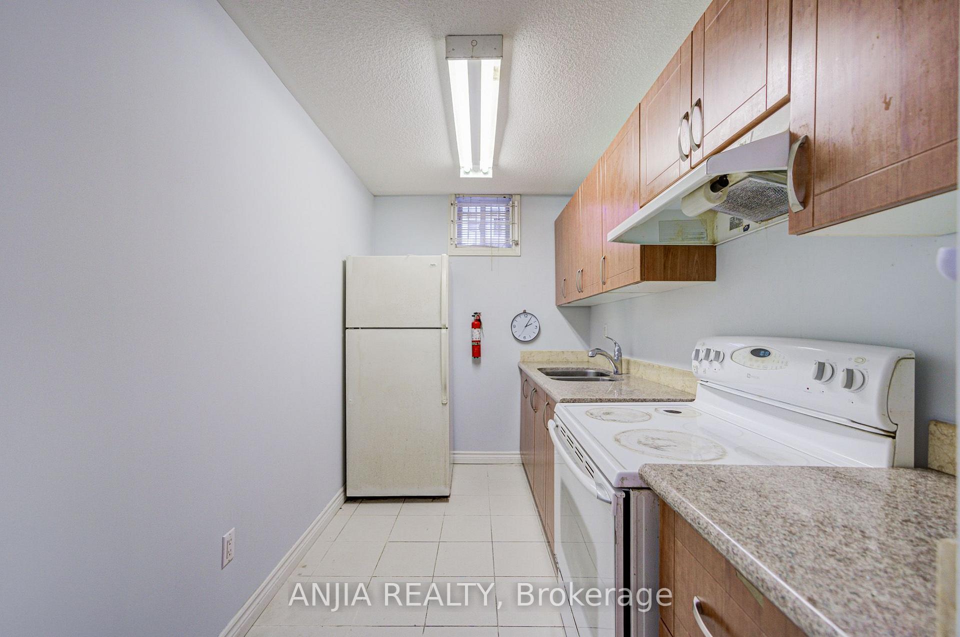 Photo 46 of 63 Beckenridge Drive, Markham, Milliken Mills East — HOMEH