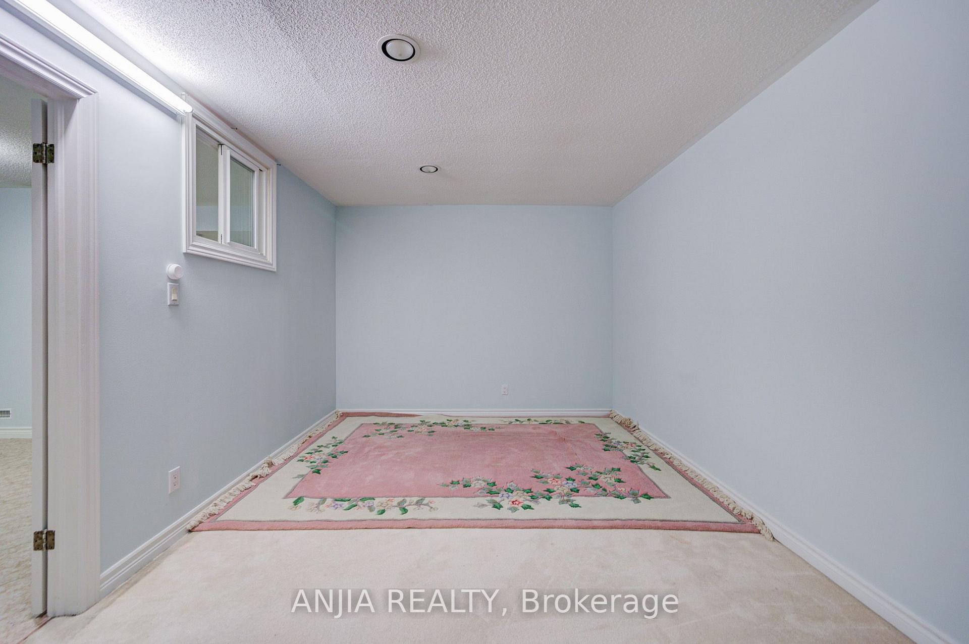 Photo 47 of 63 Beckenridge Drive, Markham, Milliken Mills East — HOMEH