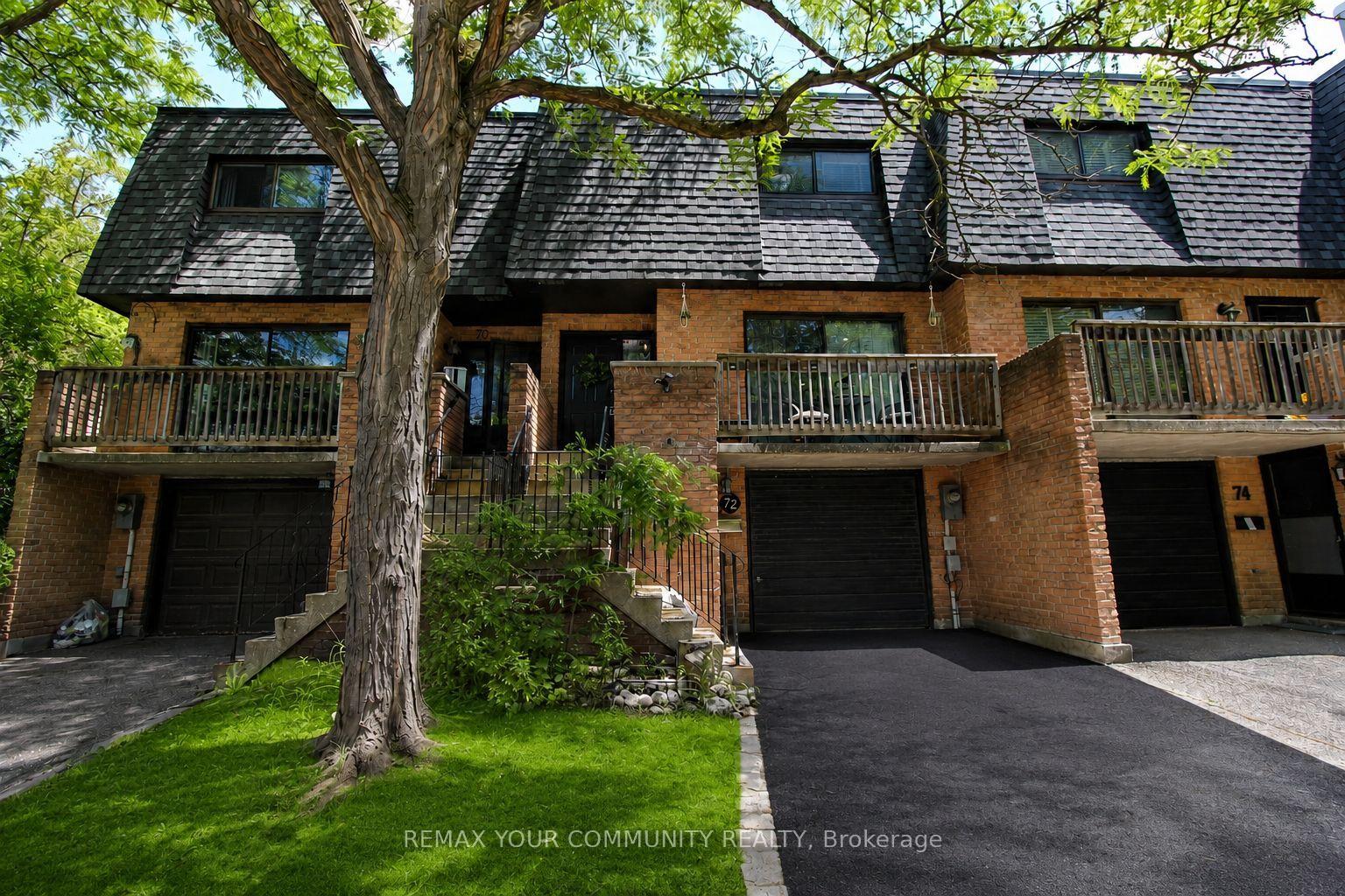Photo 2 of Unit 16, 72 Ashglen Way, Markham, Unionville — HOMEH