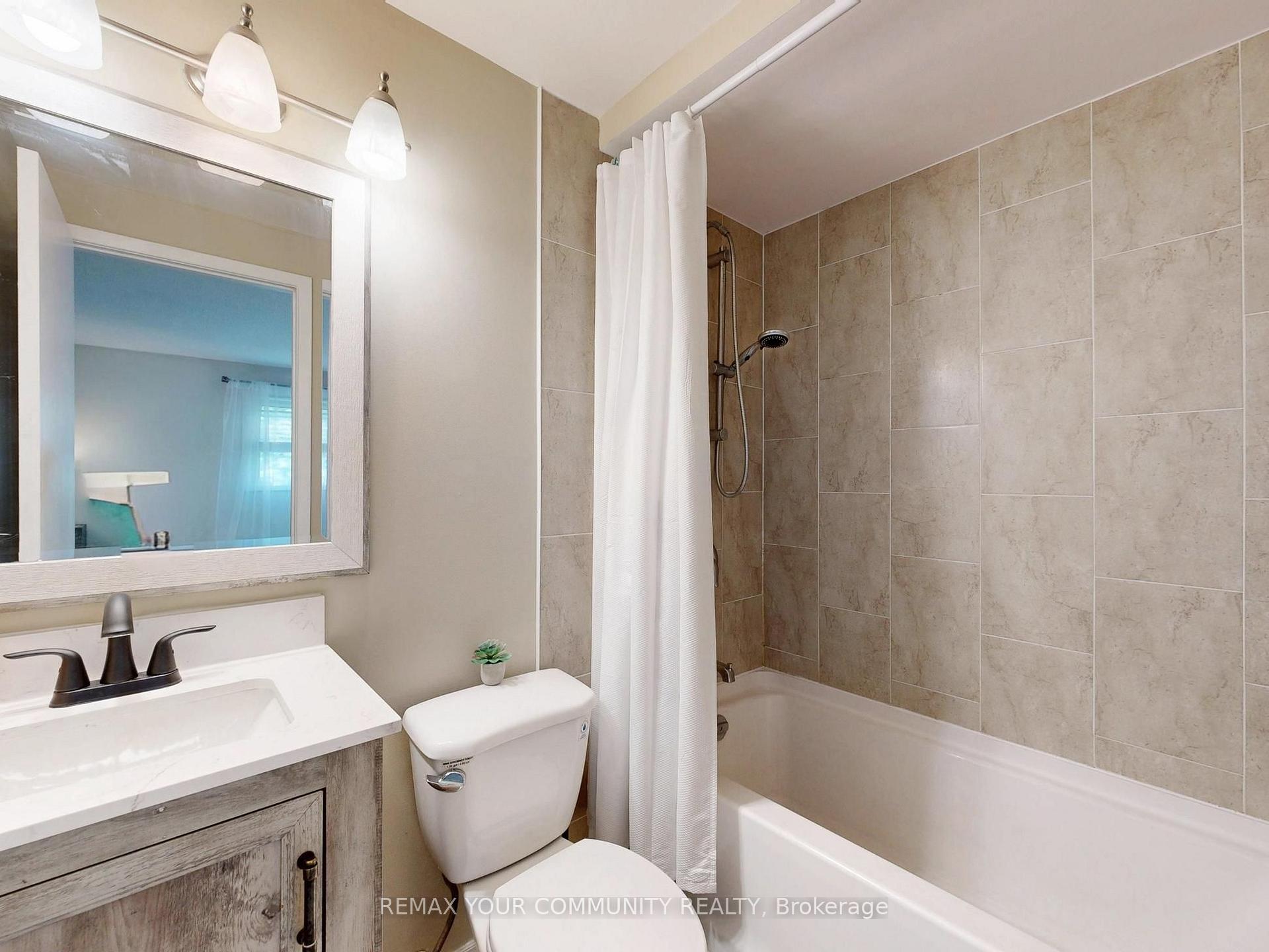 Photo 30 of Unit 16, 72 Ashglen Way, Markham, Unionville — HOMEH