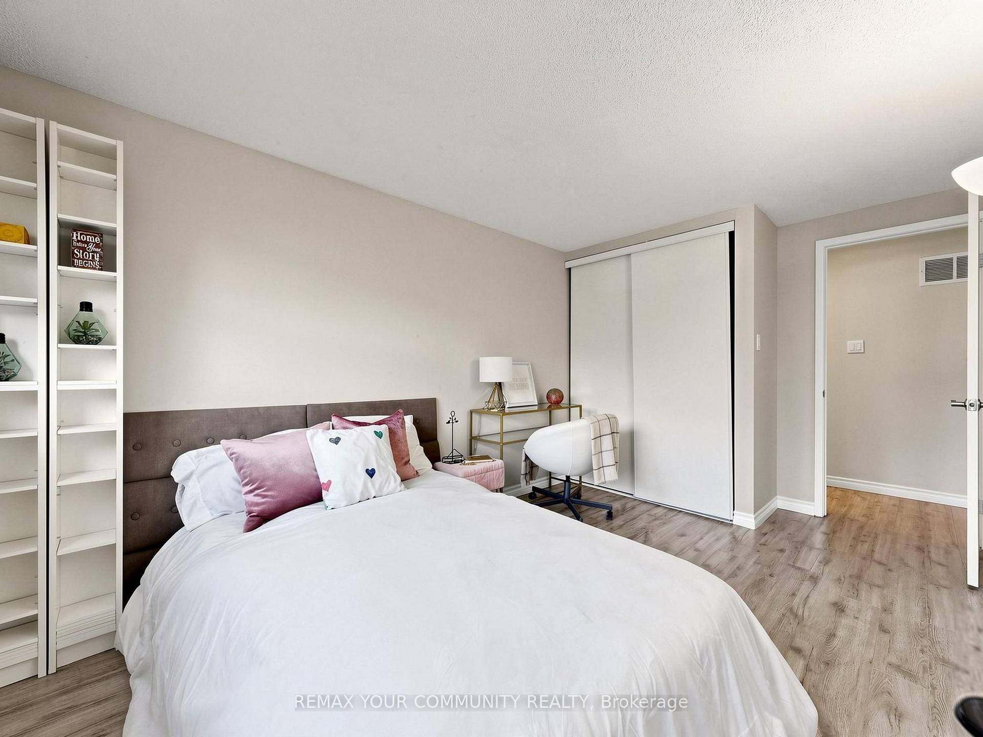 Photo 34 of Unit 16, 72 Ashglen Way, Markham, Unionville — HOMEH
